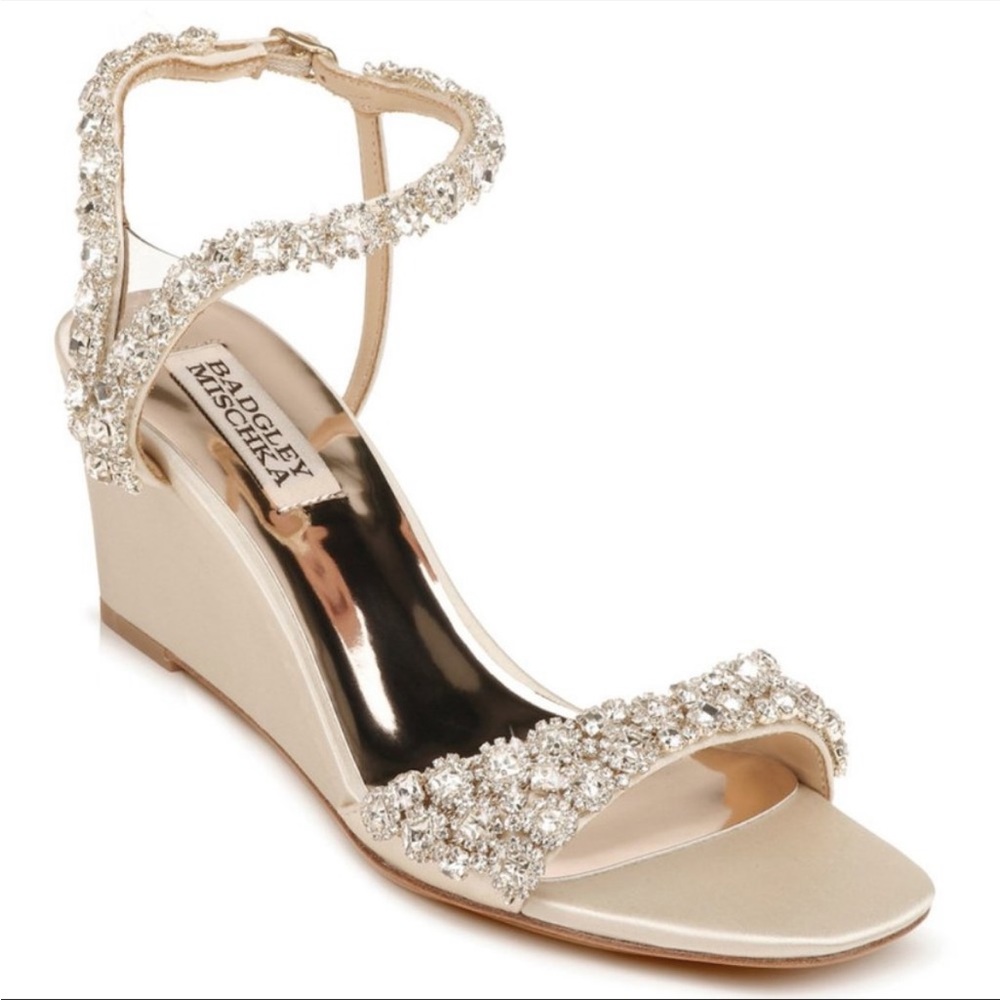 Badgley Mischka Gali Shoes Size 6